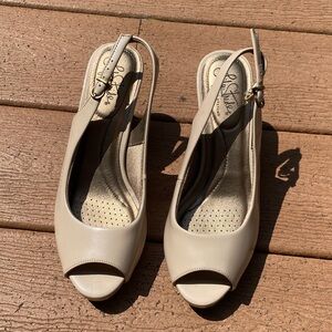 Life Stride Taupe Peep-Toe Slingback Heels